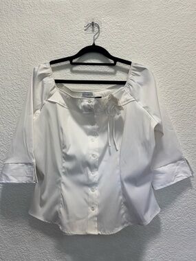 White Button-Front Blouse with Decorative Floral Accent